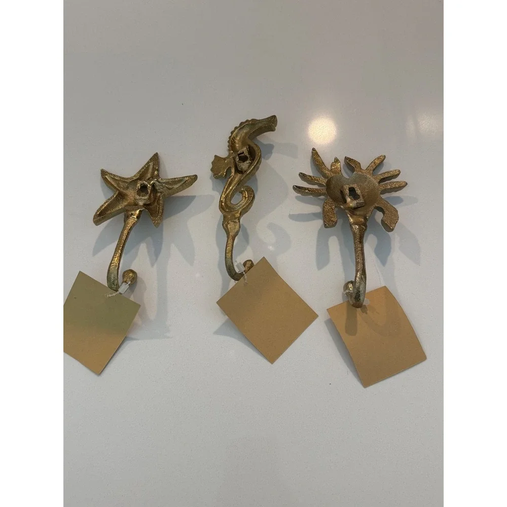 47th & Main Gold Metal Nautical Wall Hooks Seahorse Starfish Crab Beach 3pc